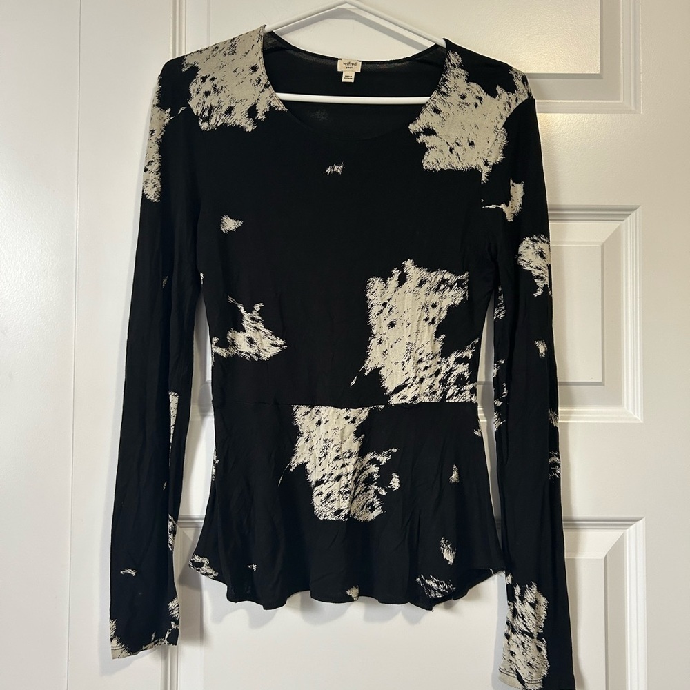 Aritzia Wilfred Black and Cream Peplum Patterned Top